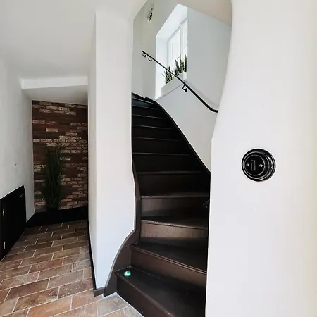 Mono (adults Only) Gæstehus